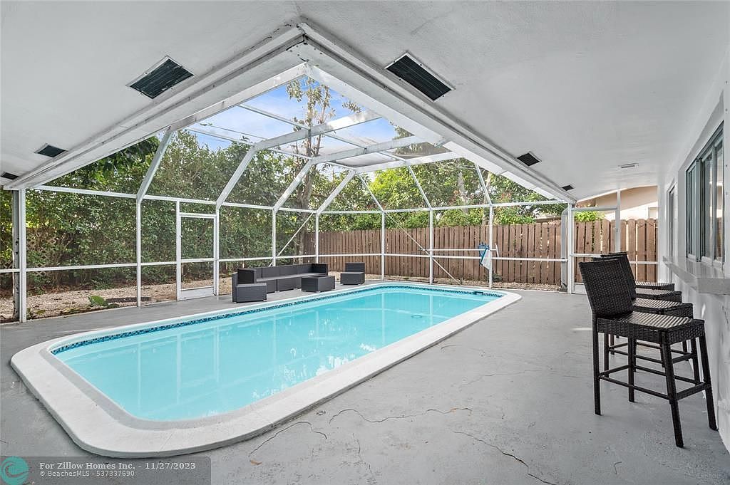 5940 NW 16th St Sunrise, FL 33313 - Thumbnail 3