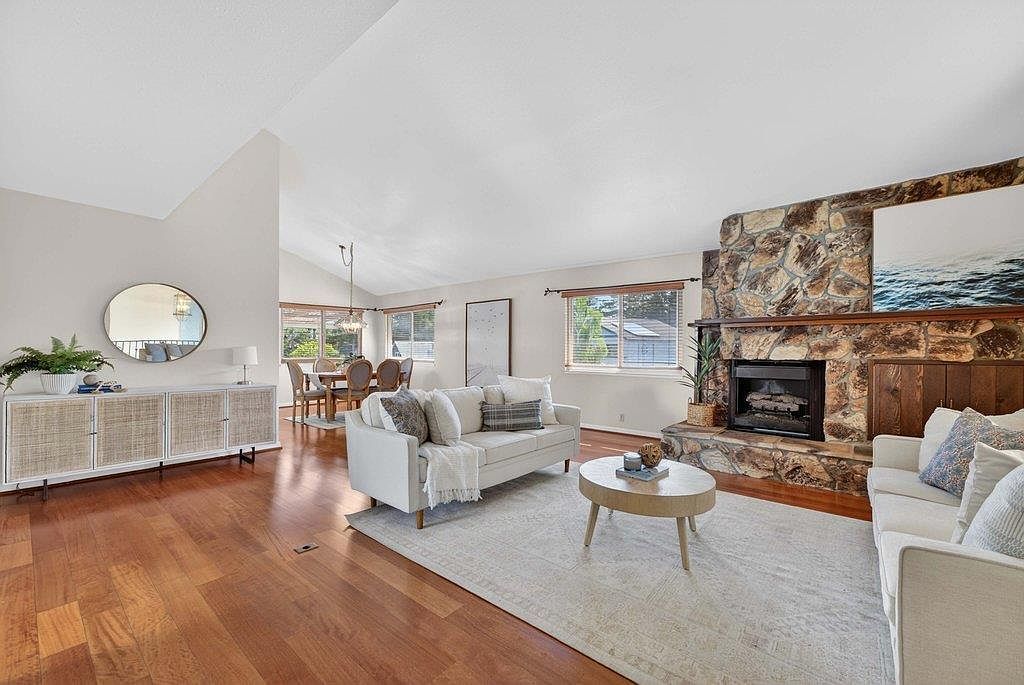 111 Westmoor Dr Santa Cruz, CA 95060 - Thumbnail 3