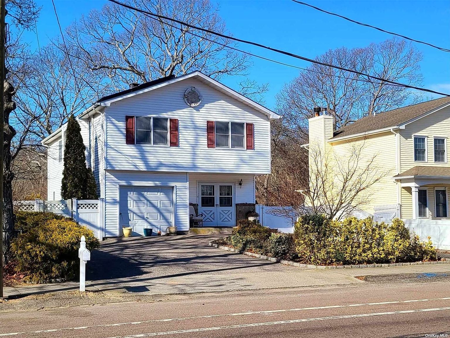 218 William Floyd Pkwy Shirley, NY 11967 - Thumbnail 3