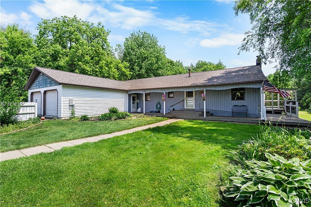 17 Hilltop Ln Fulton, NY 13069 - Thumbnail 3