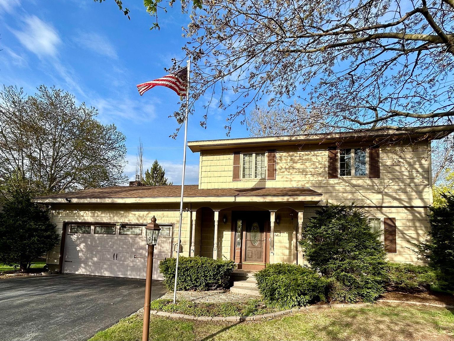 57 Cogan Ave Plattsburgh, NY 12901 - Thumbnail 3