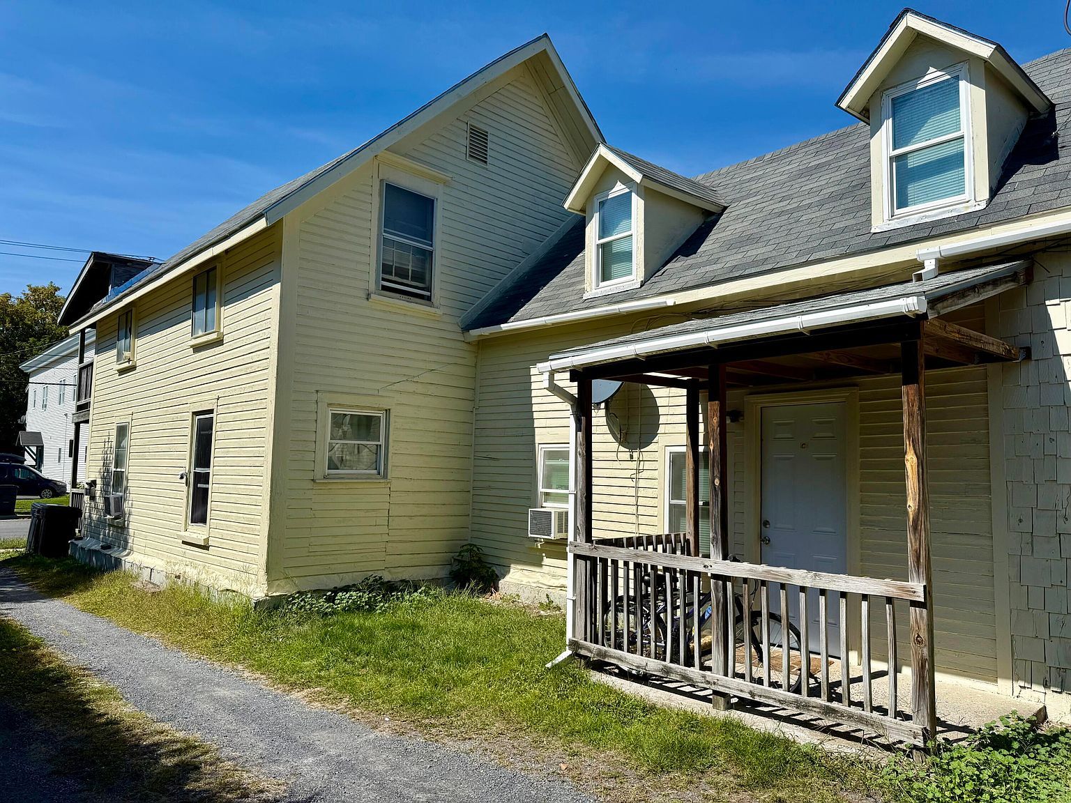 82 Montcalm Ave Plattsburgh, NY 12901 - Thumbnail 3