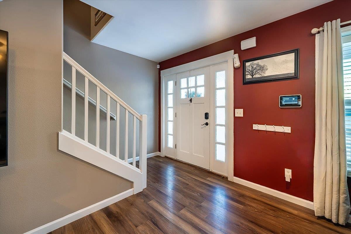 645 W Fourth North Pole, AK 99705 - Thumbnail 3