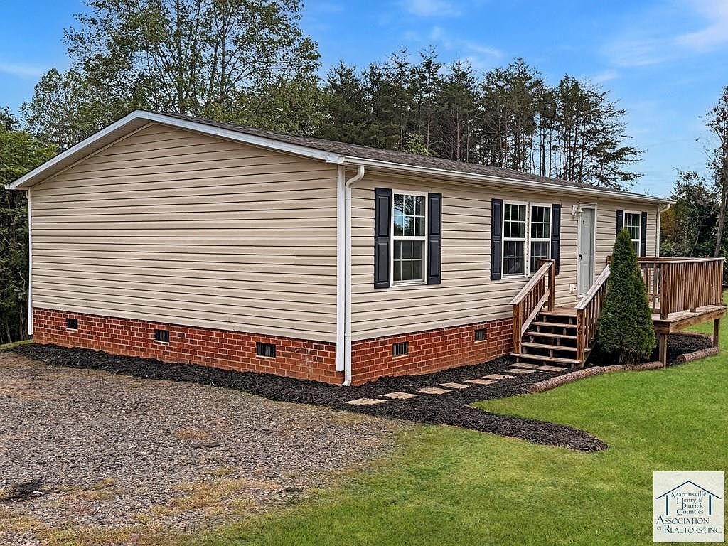 375 River Ridge Ln Axton, VA 24054 - Thumbnail 3