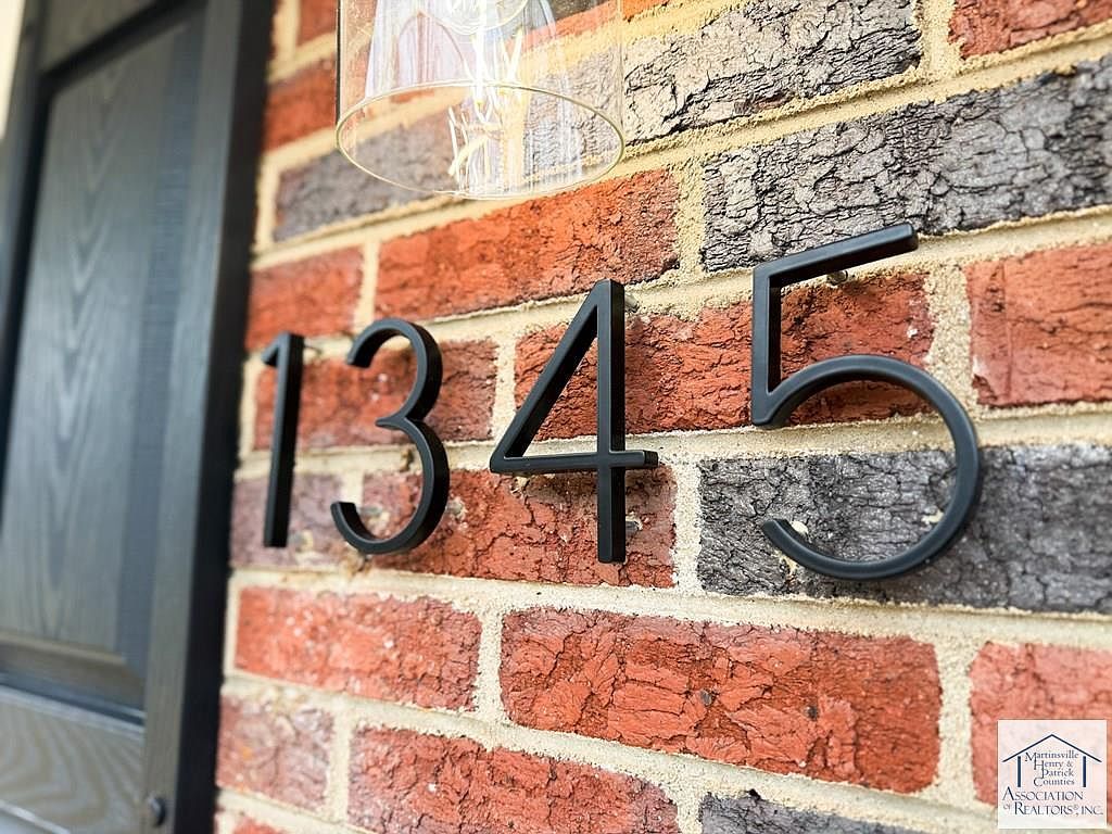 1345 Rivermont Hts Martinsville, VA 24112 - Thumbnail 3