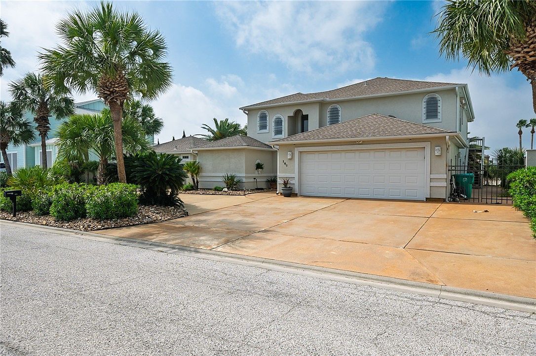 107 Angelfish Ct Aransas Pass, TX 78336 - Thumbnail 3