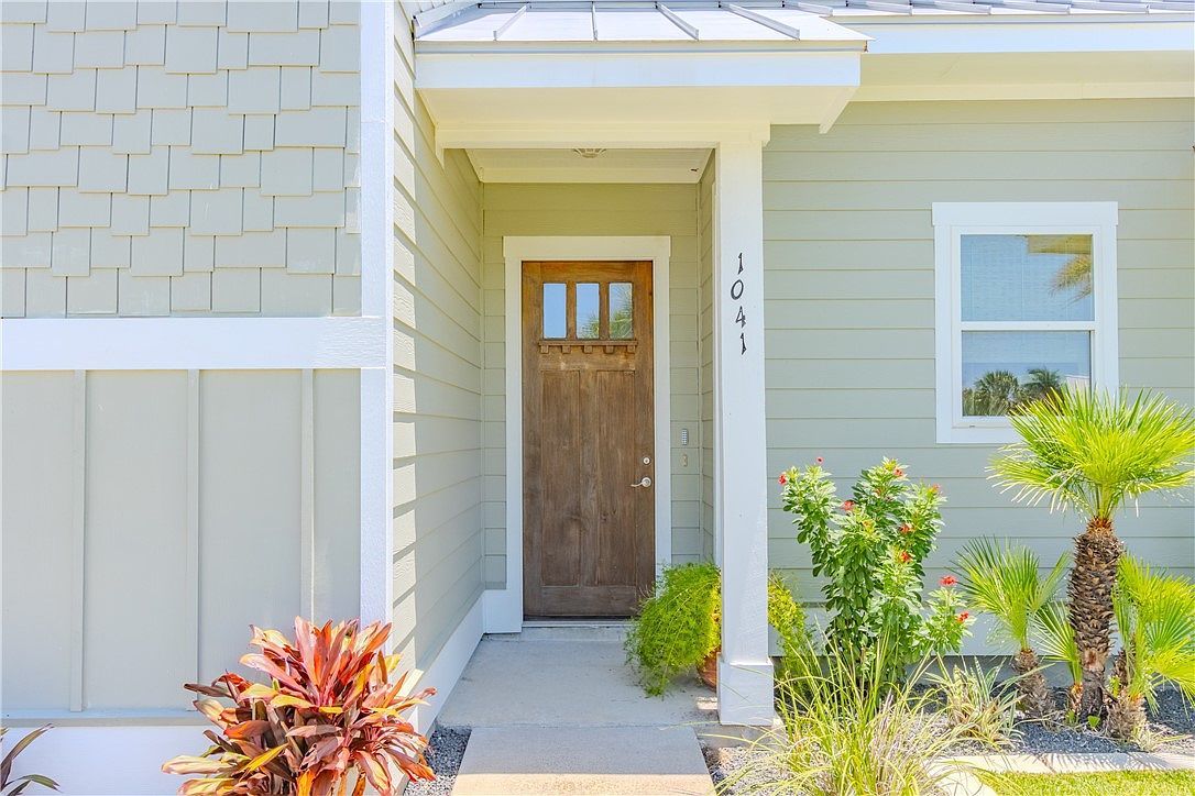 1041 Fiji Dr Rockport, TX 78382 - Thumbnail 3