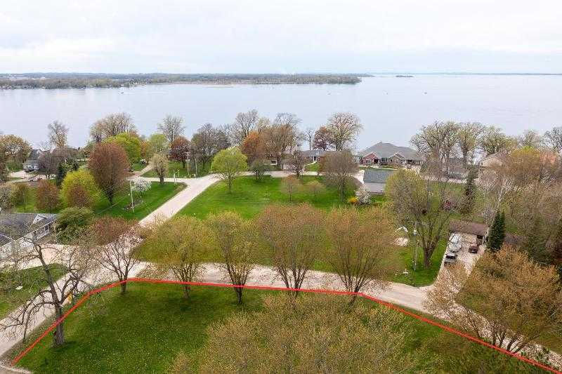 6112 Lasley Point Road, Winneconne, WI, USA, 54986 - Thumbnail 3