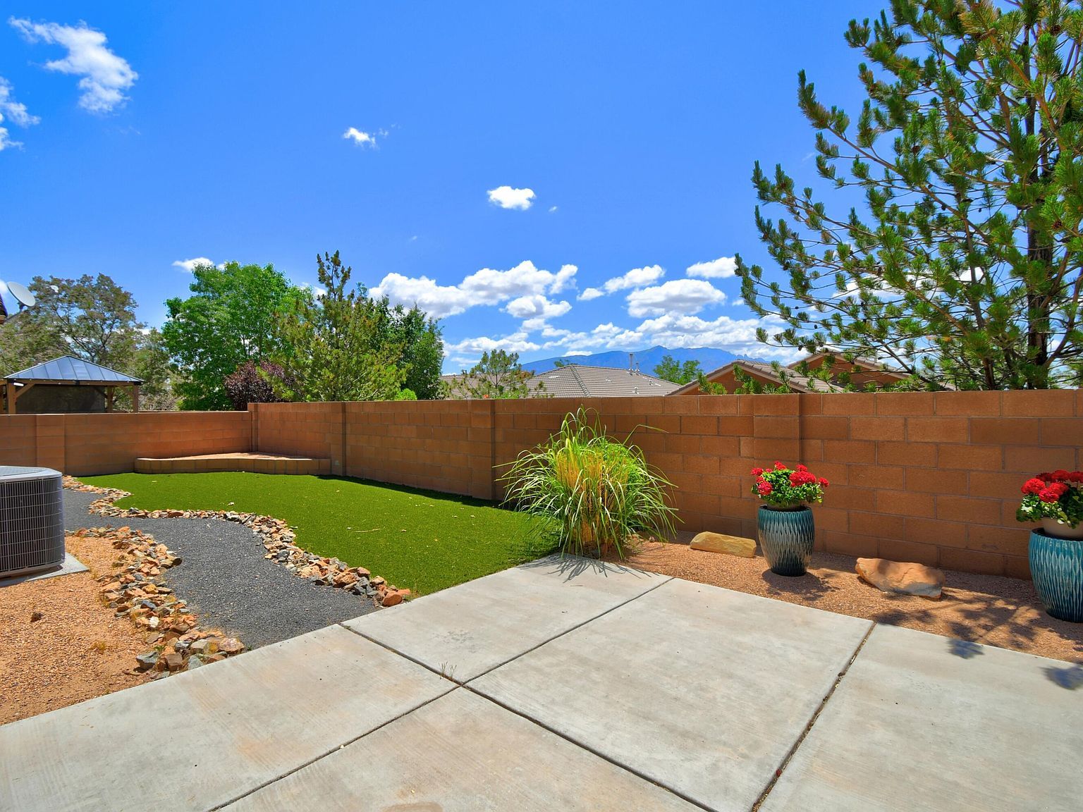 7217 Skagway Dr NE Rio Rancho, NM 87144 - Thumbnail 3