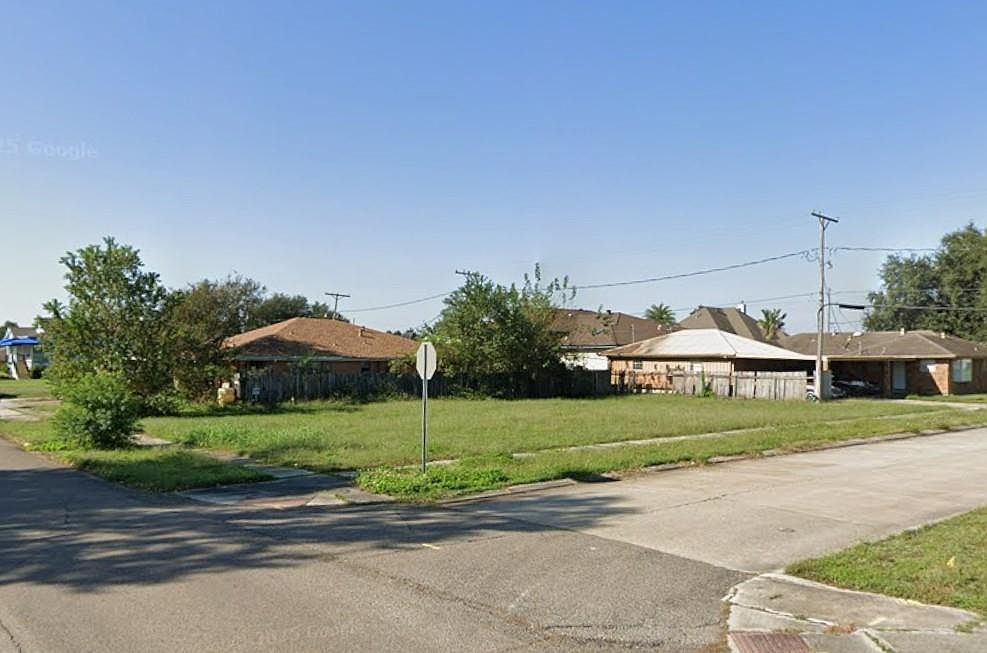 632 Cougar Dr Arabi, LA 70032 - Thumbnail 3