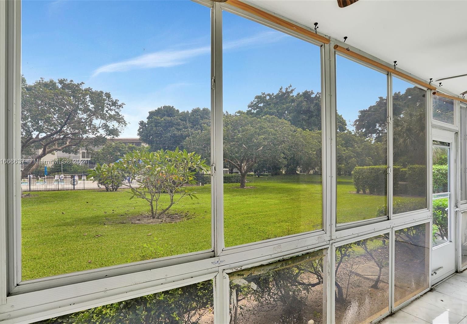 2405 Antigua Cir APT E1 Coconut Creek, FL 33066 - Thumbnail 3