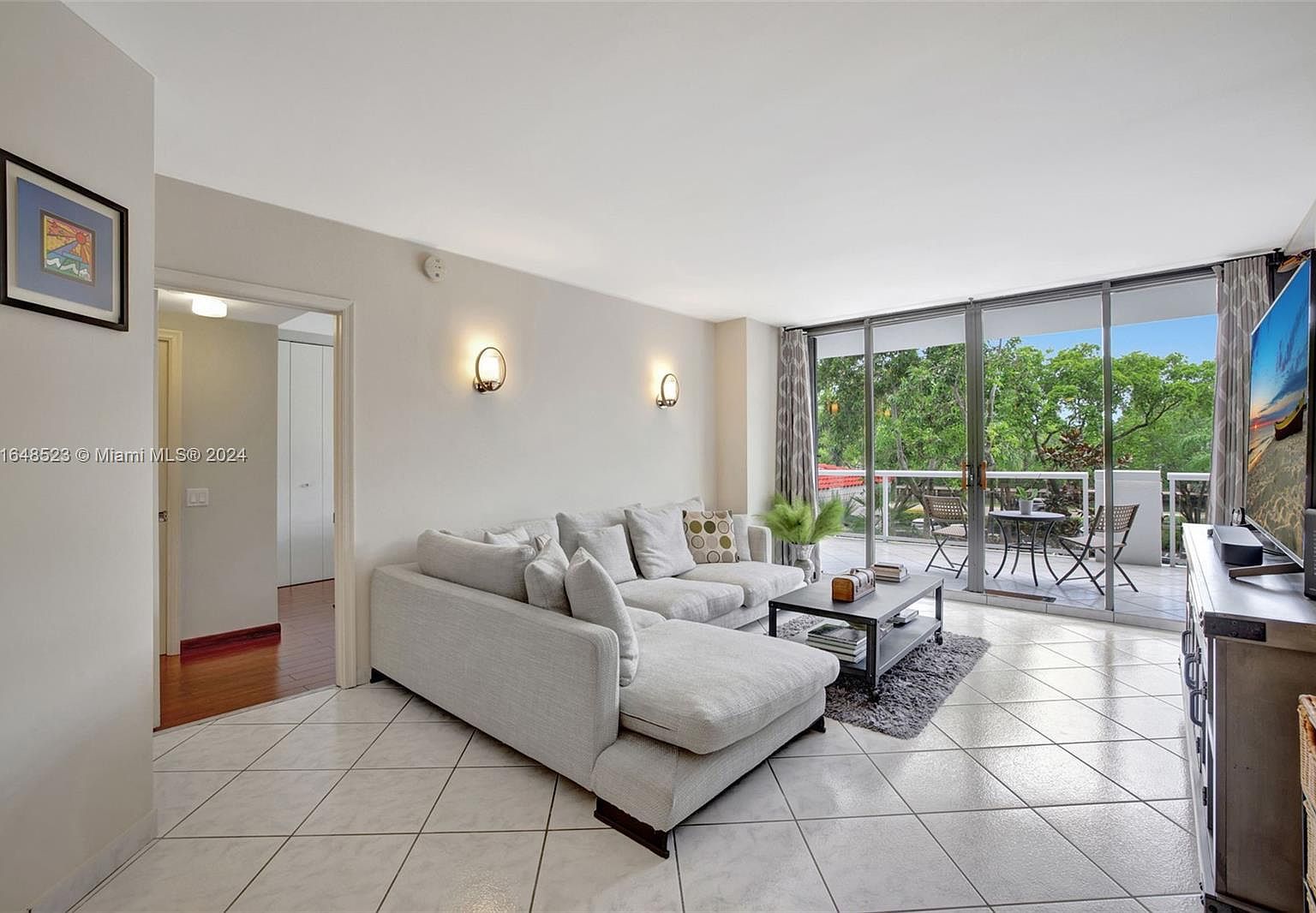 3640 Yacht Club Dr APT 203 Aventura, FL 33180 - Thumbnail 3