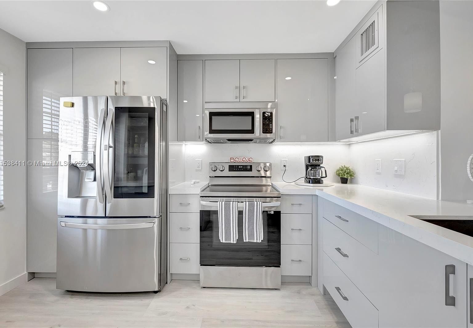 2101 Lucaya Bnd APT E3 Coconut Creek, FL 33066 - Thumbnail 3