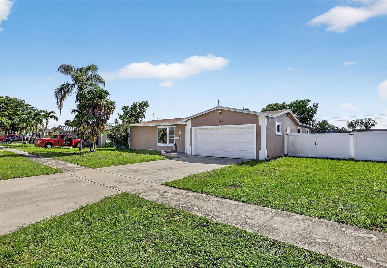 1055 NW 66th Ave Margate, FL 33063 - Thumbnail 3