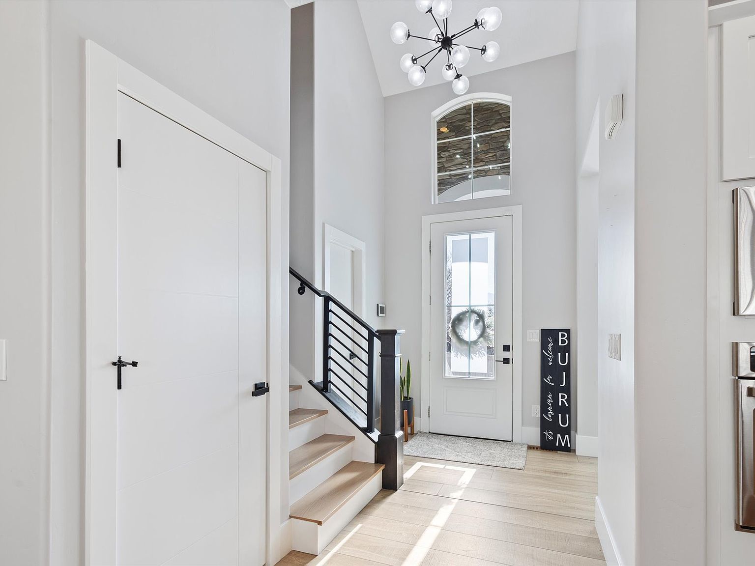 2321 E John Holladay Ct S Salt Lake City, UT 84117 - Thumbnail 3