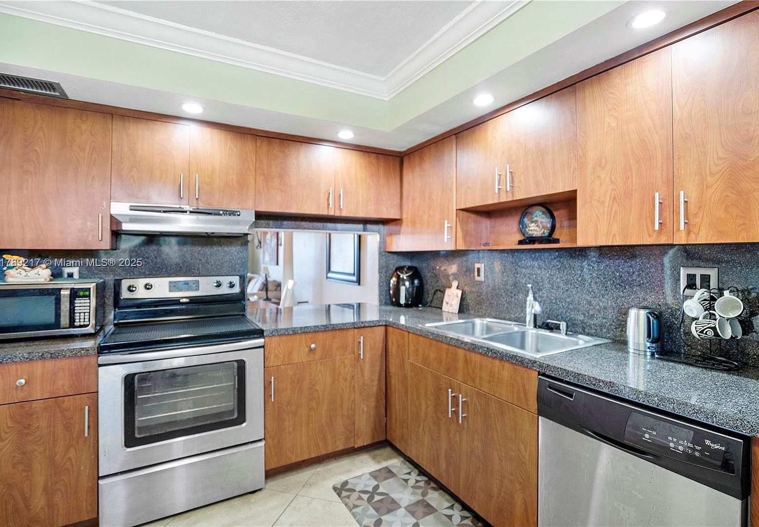 4930 E Sabal Palm Blvd APT 312 Fort Lauderdale, FL 33319 - Thumbnail 3