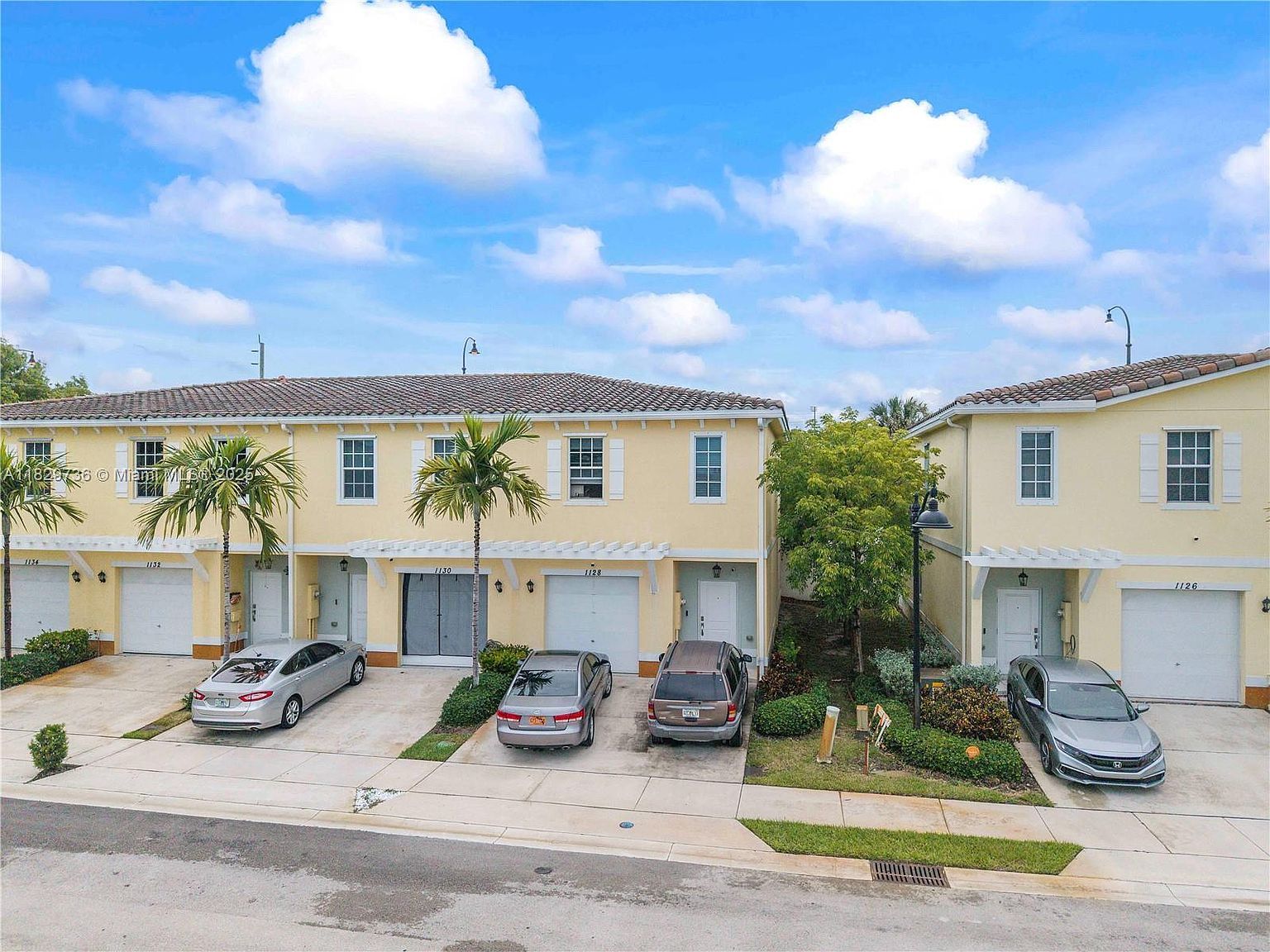 1128 NW 40th Ter Lauderhill, FL 33313 - Thumbnail 3