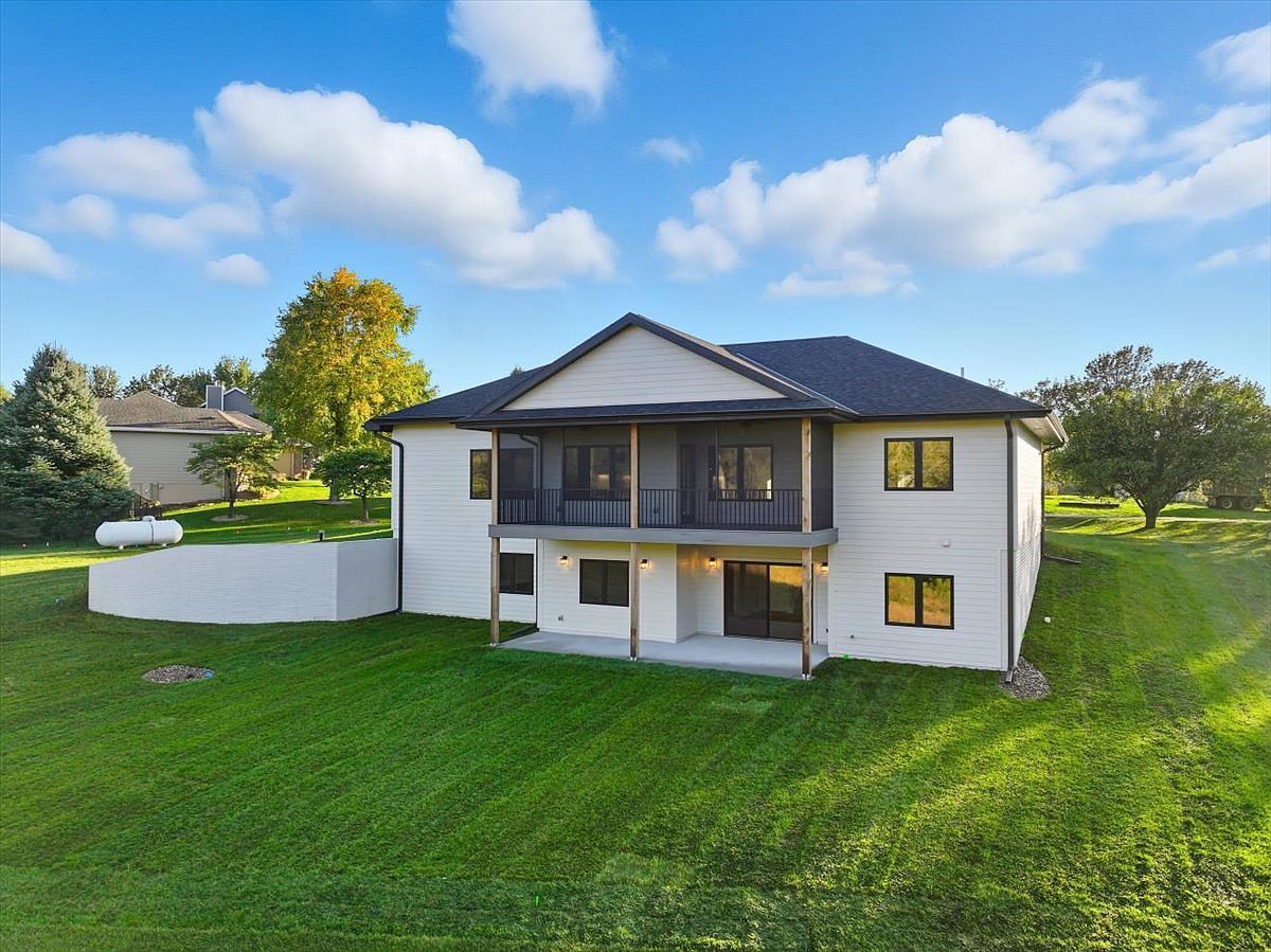 2912 Eagle Ridge Dr Missouri Valley, IA 51555 - Thumbnail 3