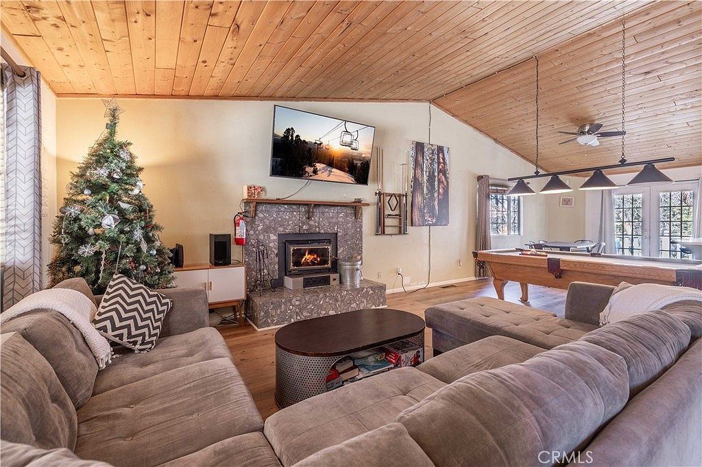 863 Ford Ln Big Bear Lake, CA 92315 - Thumbnail 3