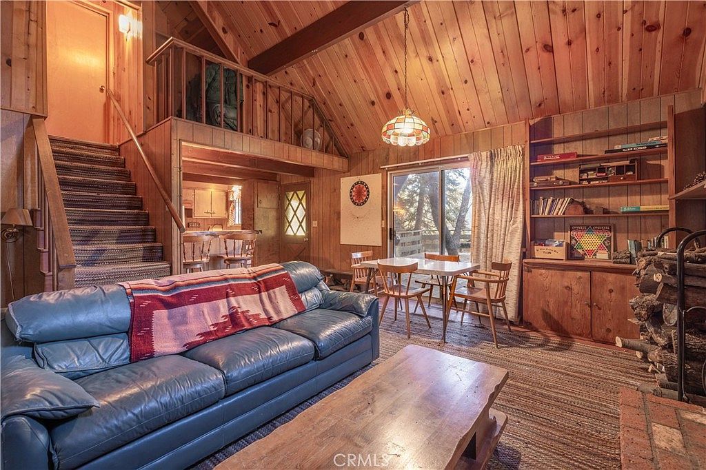 1332 Siskiyou Dr Big Bear Lake, CA 92315 - Thumbnail 3