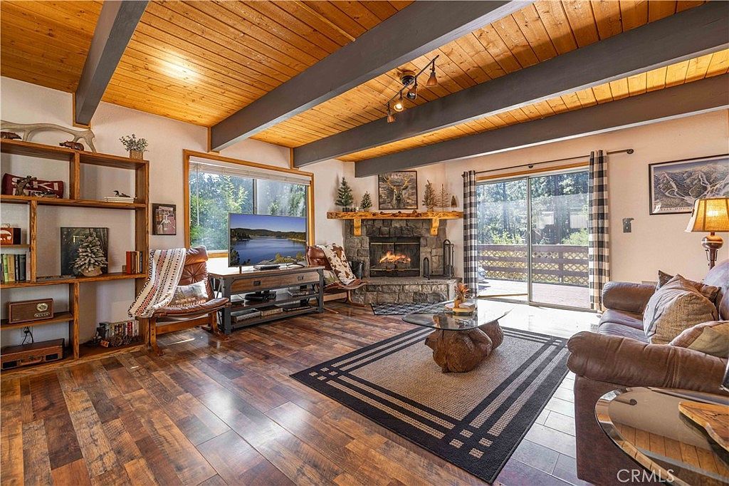 526 Catalina Rd Big Bear Lake, CA 92315 - Thumbnail 3