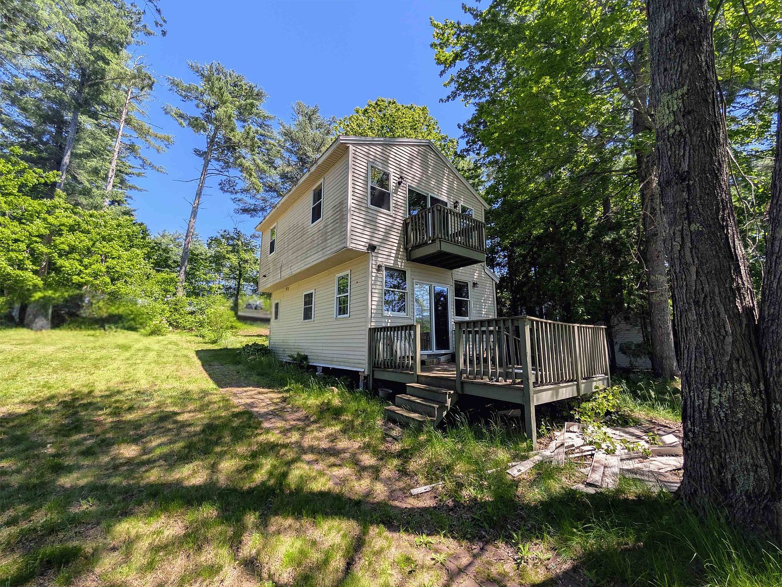 23 Penn Ave Deerfield, NH 03037 - Thumbnail 3