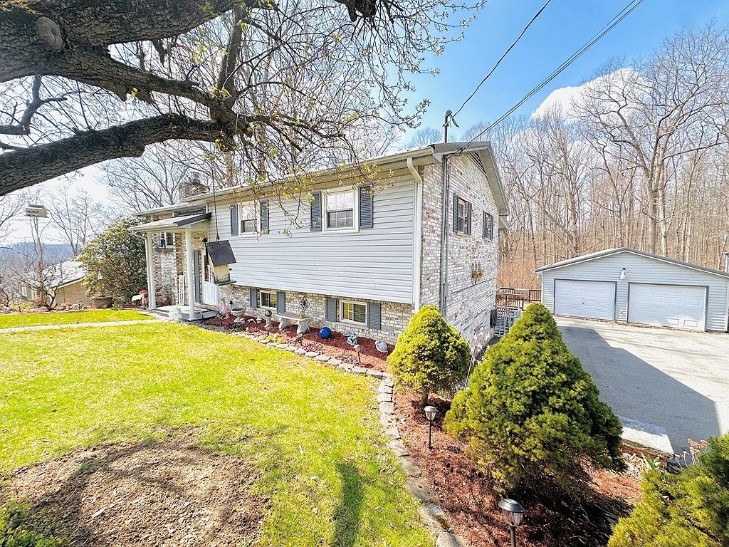 134 Burning Tree Dr Beckley, WV 25801 - Thumbnail 3