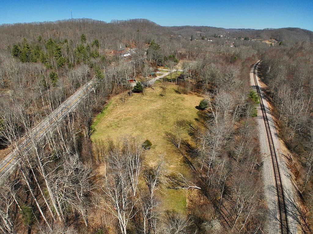 2191 Lester Hwy Lester, WV 25865 - Thumbnail 3