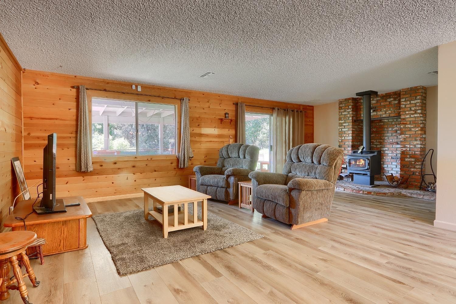 42275 Buckeye Rd Oakhurst, CA 93644 - Thumbnail 3