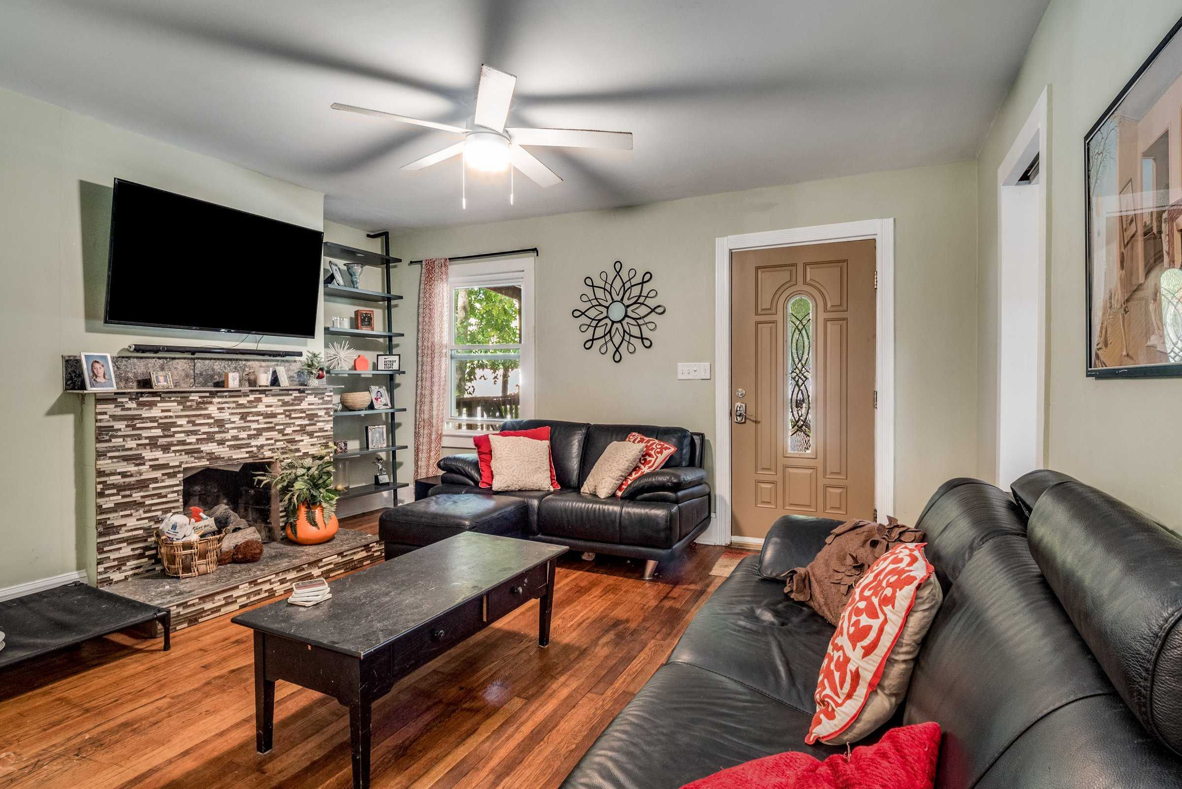 1623 Alder Court Southeast, Atlanta, GA, USA, 30317 - Thumbnail 3