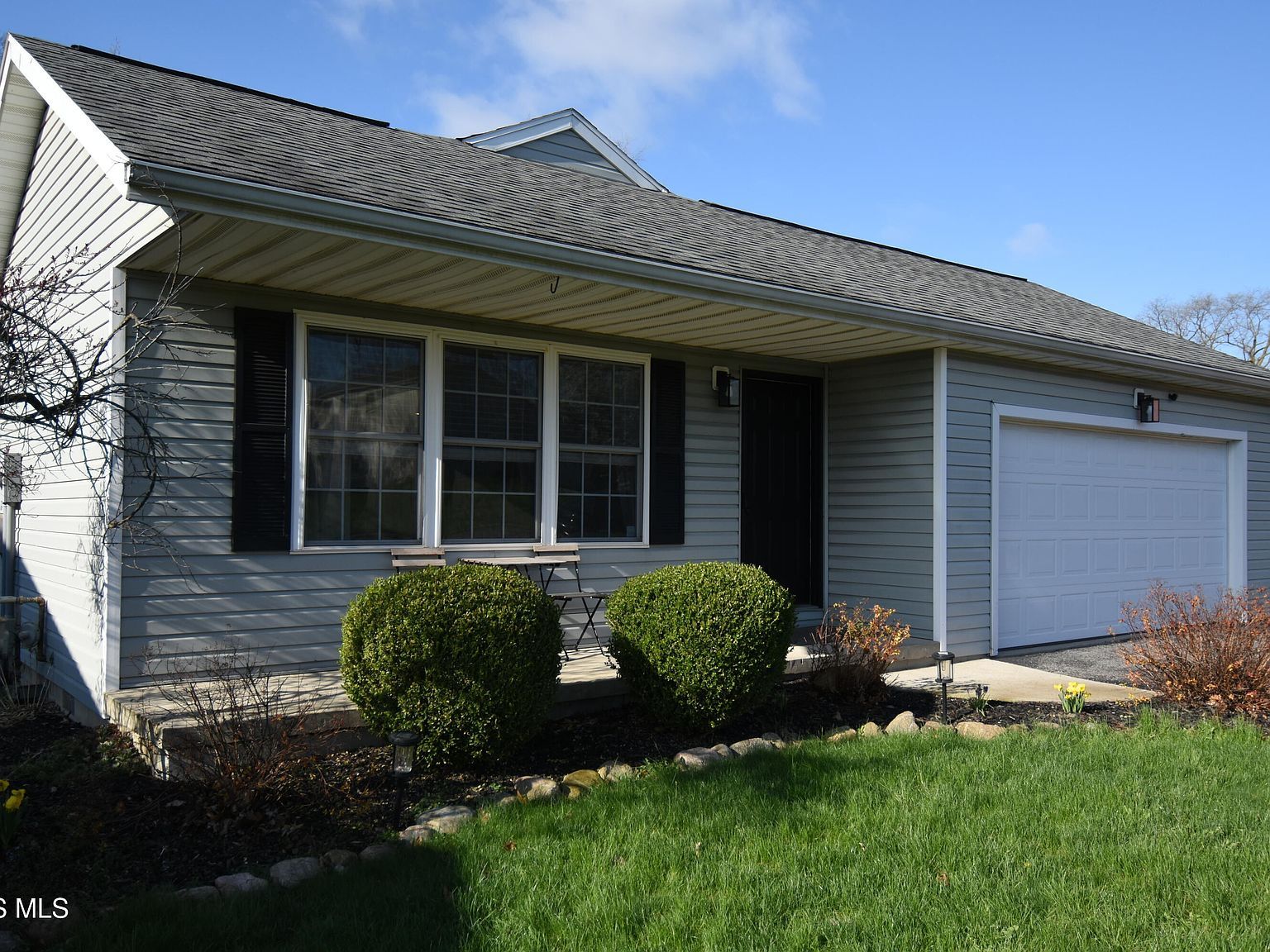 1007 Crystal Ln Findlay, OH 45840 - Thumbnail 3