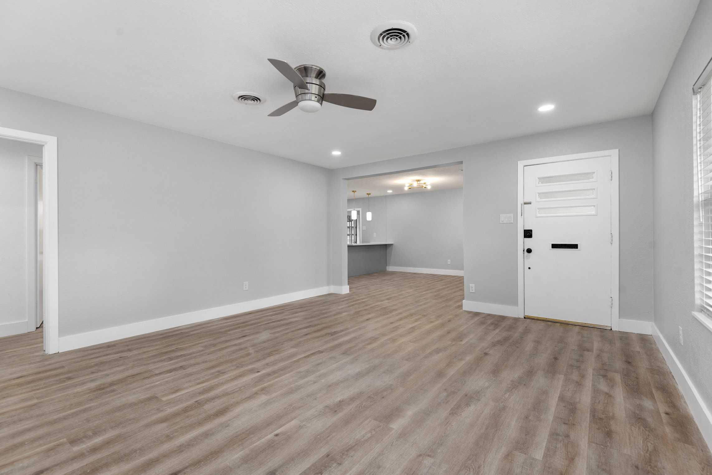 1705 Spur Lane, Houston, TX, USA, 77080 - Thumbnail 4