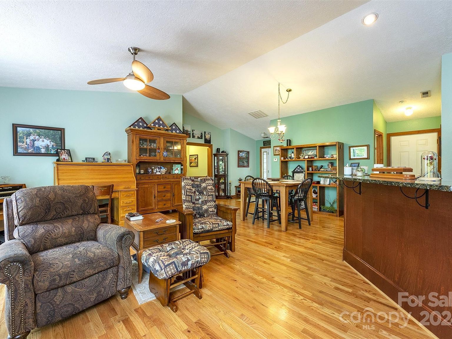 574 Appaloosa Trl Waynesville, NC 28785 - Thumbnail 3