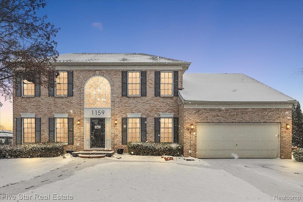 1159 Horseshoe Dr South Lyon, MI 48178 - Thumbnail 3