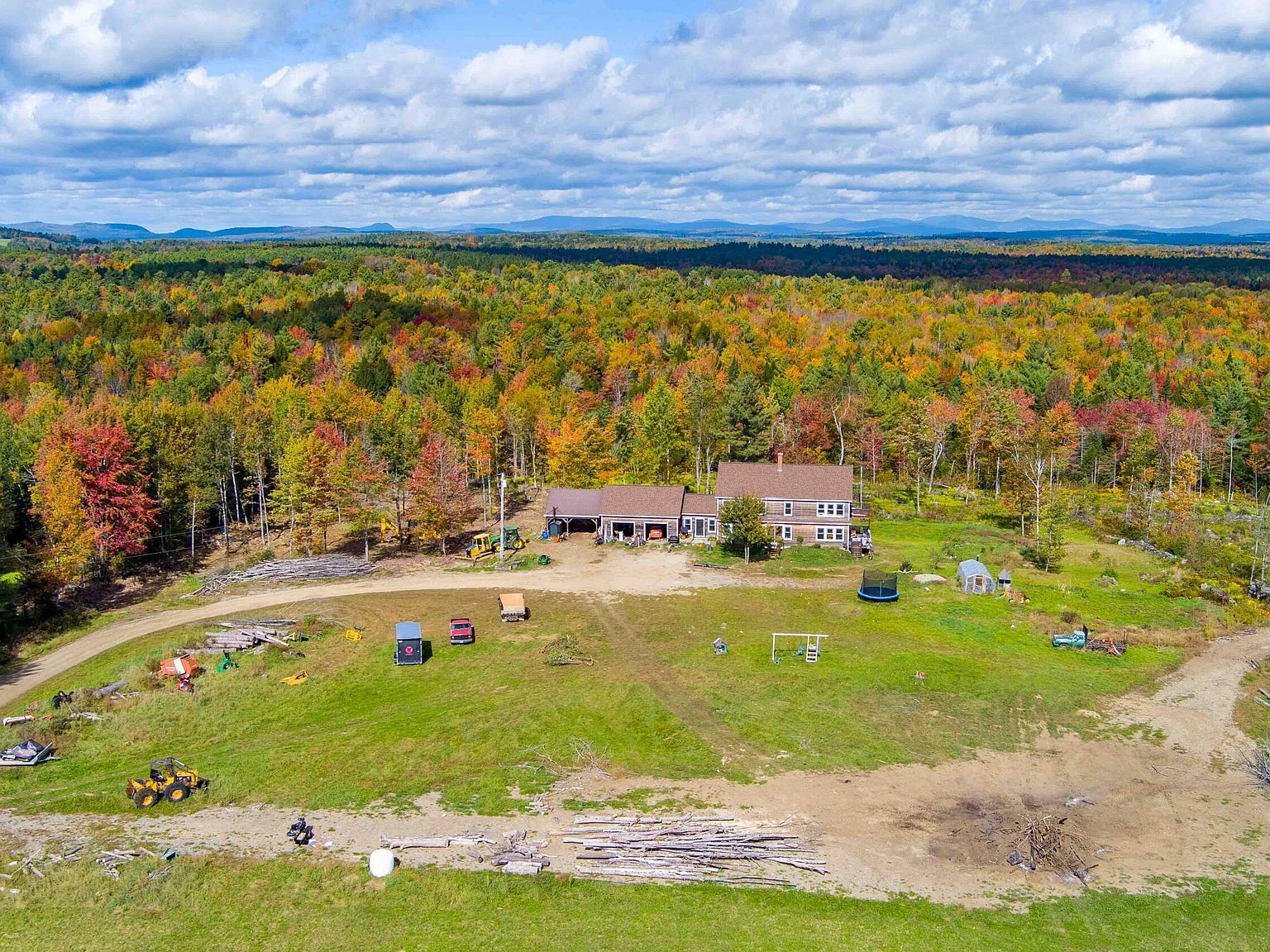 283 Shaw Rd Dover Foxcroft, ME 04426 - Thumbnail 3