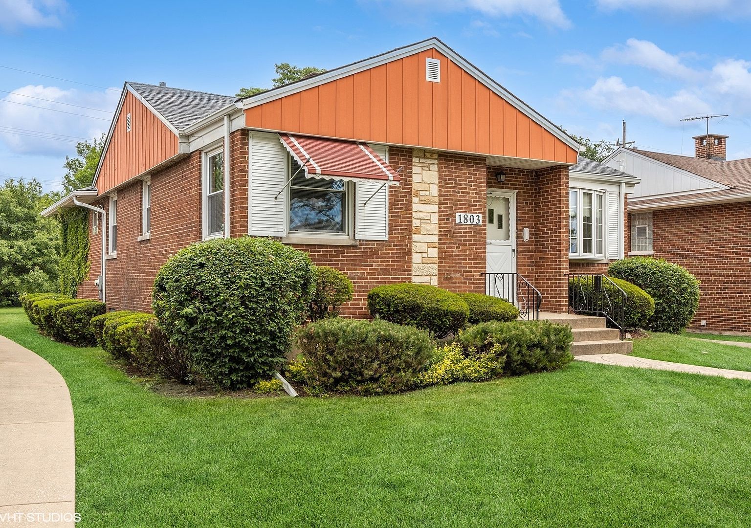 1803 Balmoral Ave Westchester, IL 60154 - Thumbnail 3