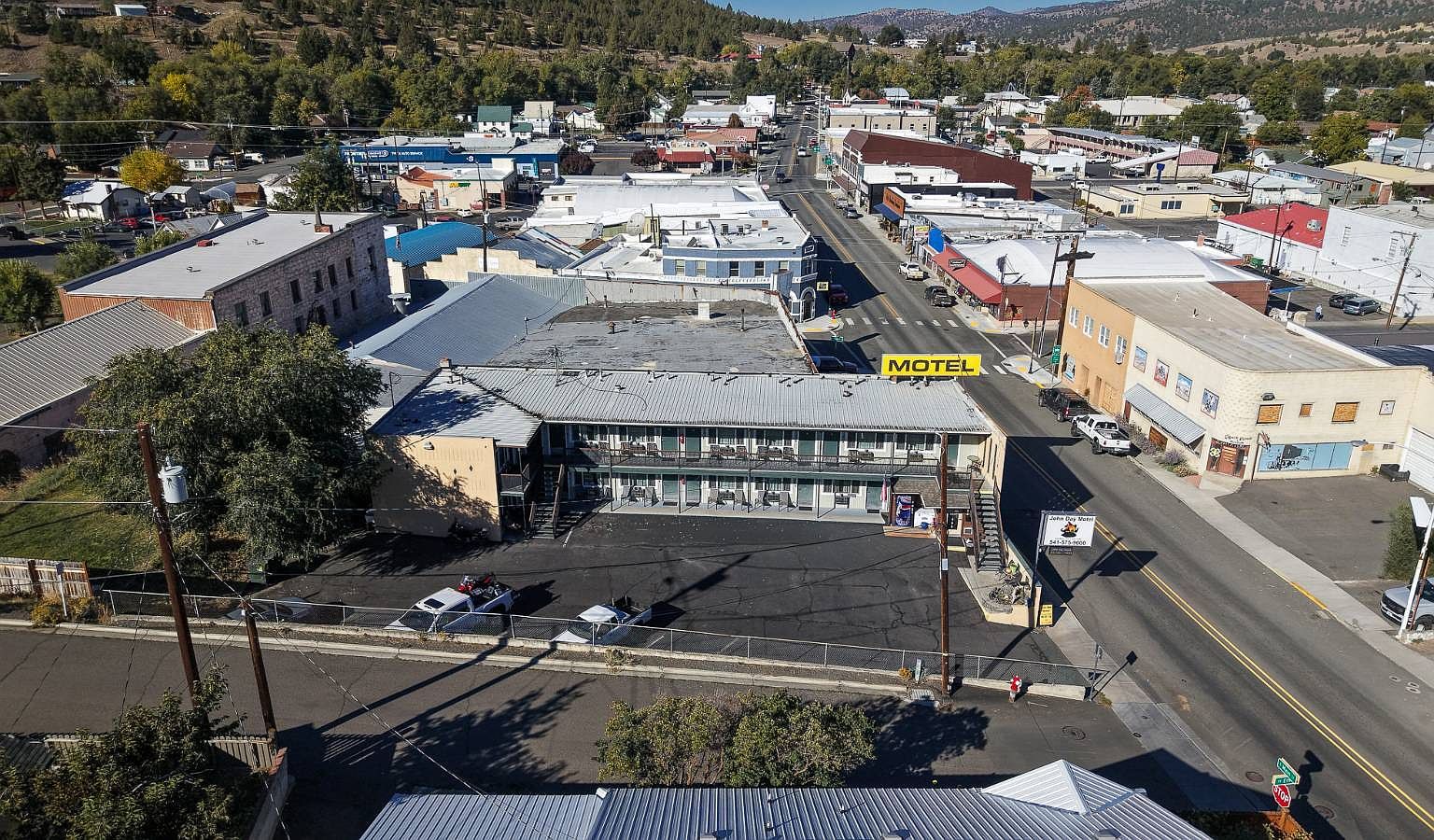 250 E Main St John Day, OR 97845 - Thumbnail 3