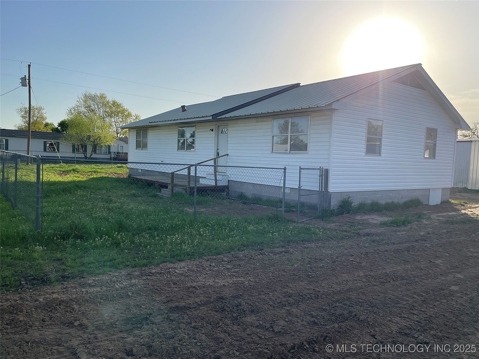 116 E 5th St Coleman, OK 73432 - Thumbnail 3