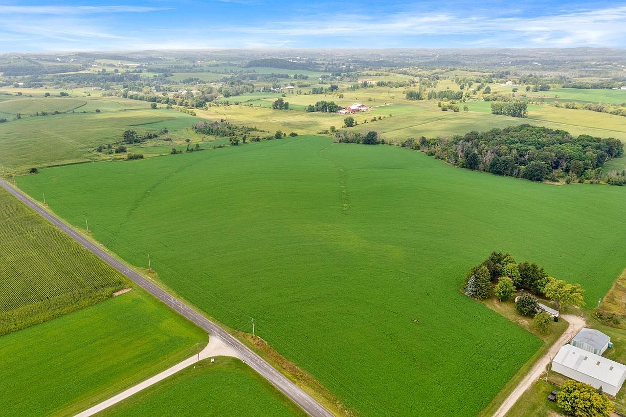 LOT 5 Saint Killian Dr Kewaskum, WI 53040 - Thumbnail 3