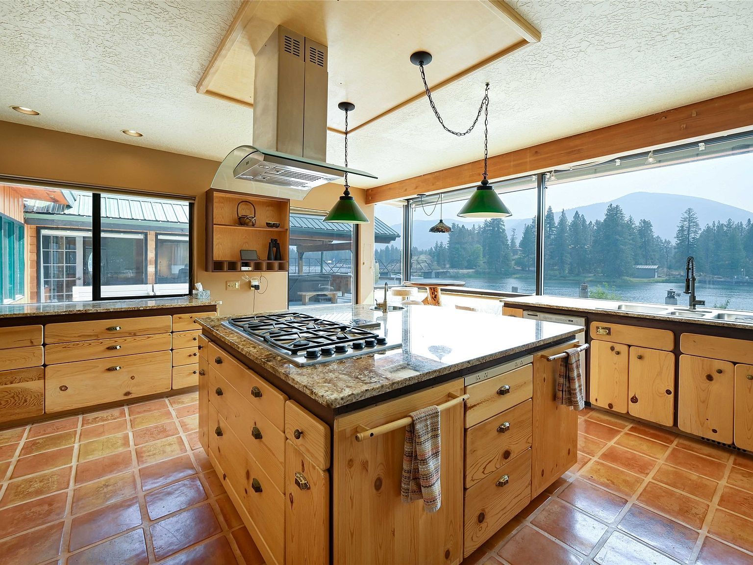 216 Lincoln St S Thompson Falls, MT 59873 - Thumbnail 3