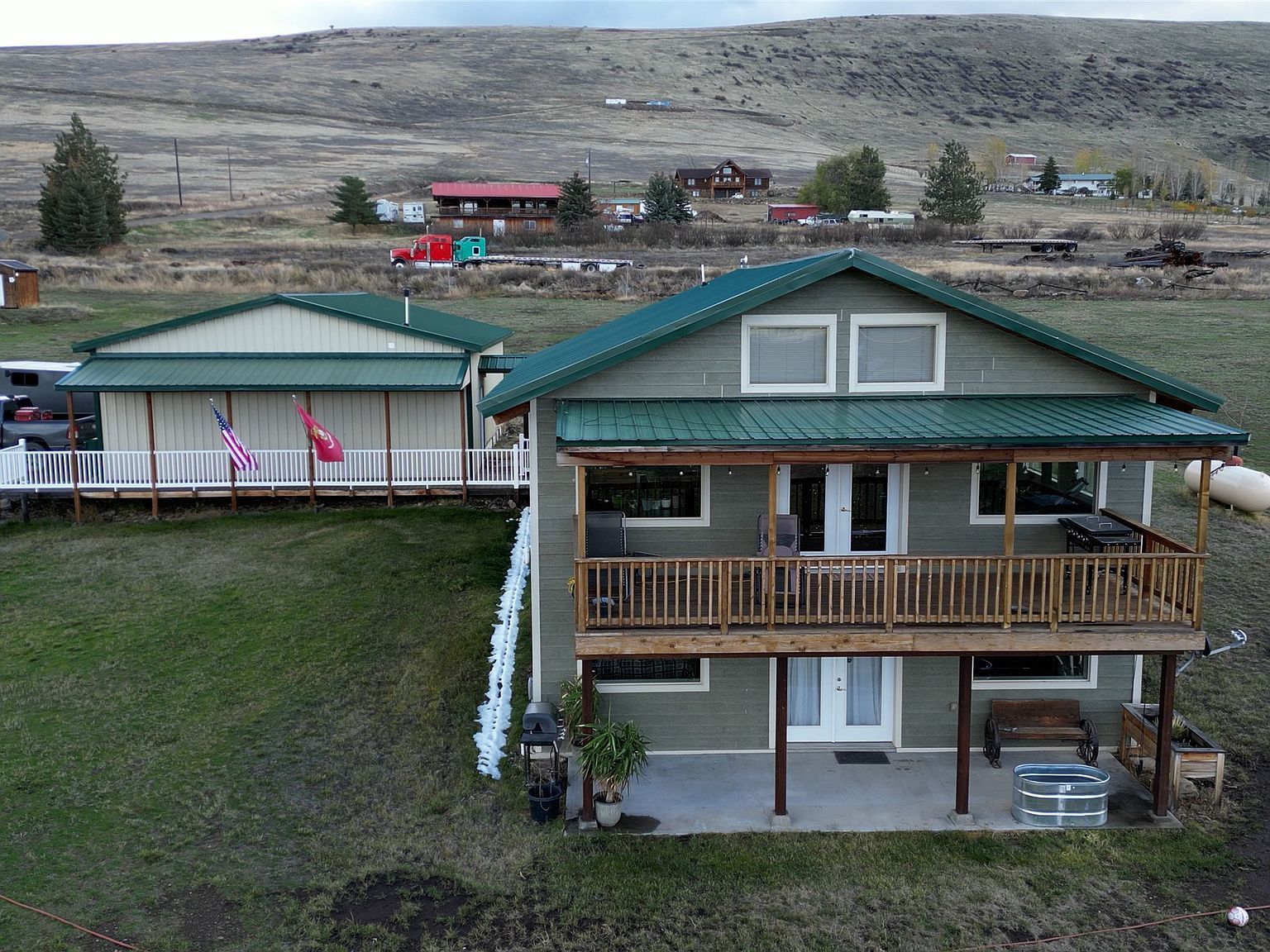16 Wagon Wheel Ln Plains, MT 59859 - Thumbnail 3