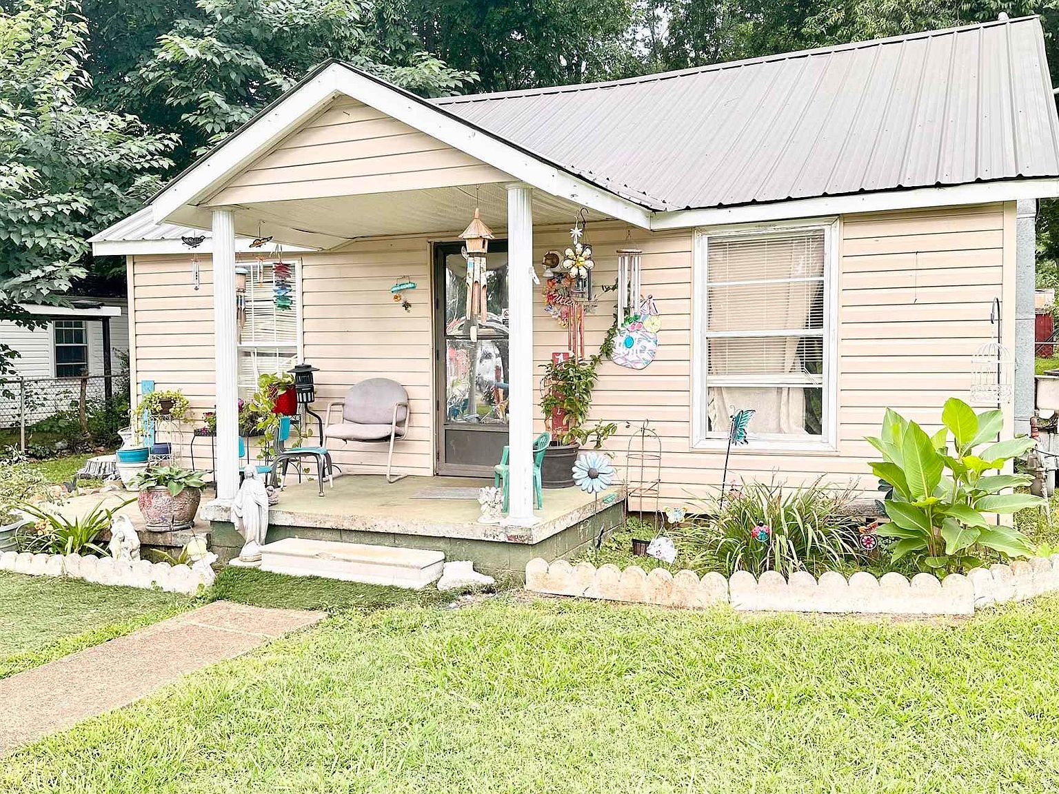 1212 Montgomery Ave Sheffield, AL 35660 - Thumbnail 3