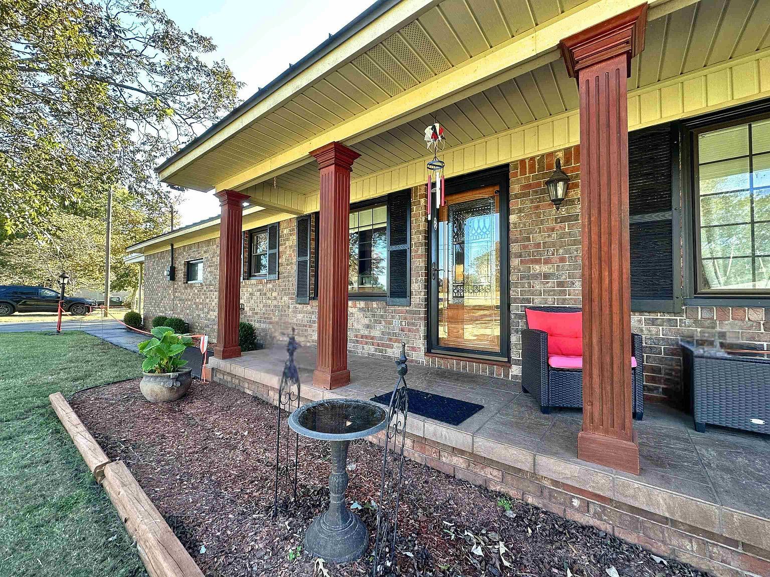 145 Lakewood Dr E Muscle Shoals, AL 35661 - Thumbnail 3