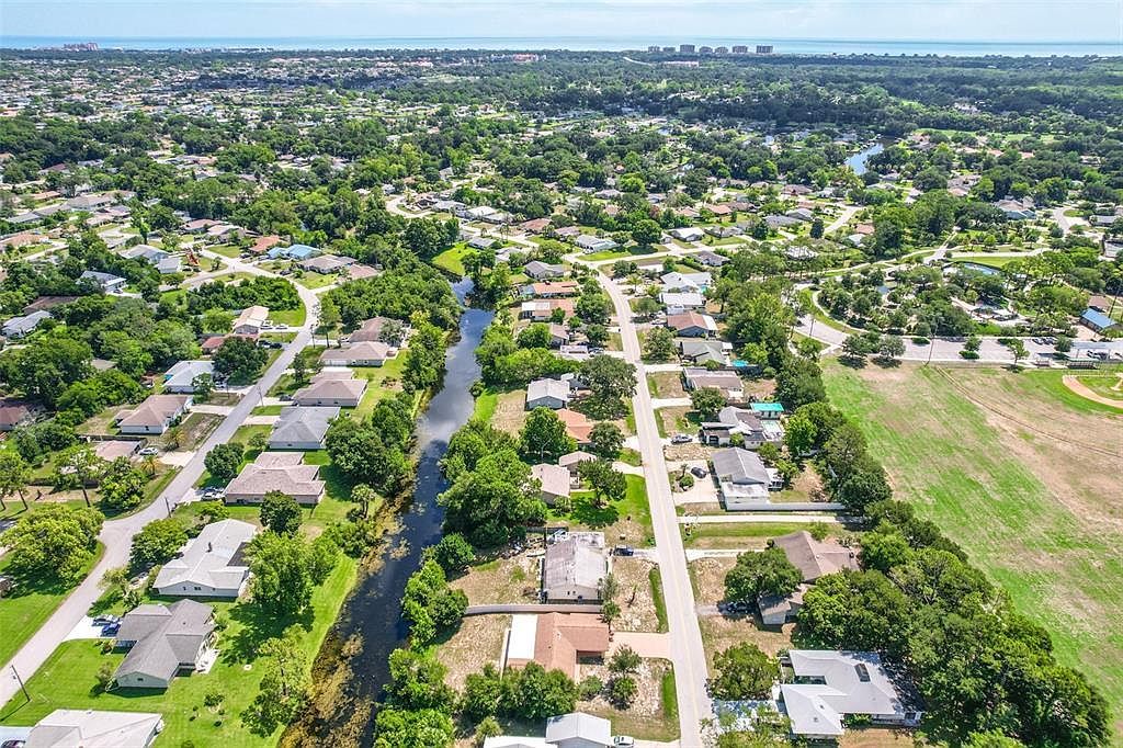 47 Farragut Dr Palm Coast, FL 32137 - Thumbnail 3