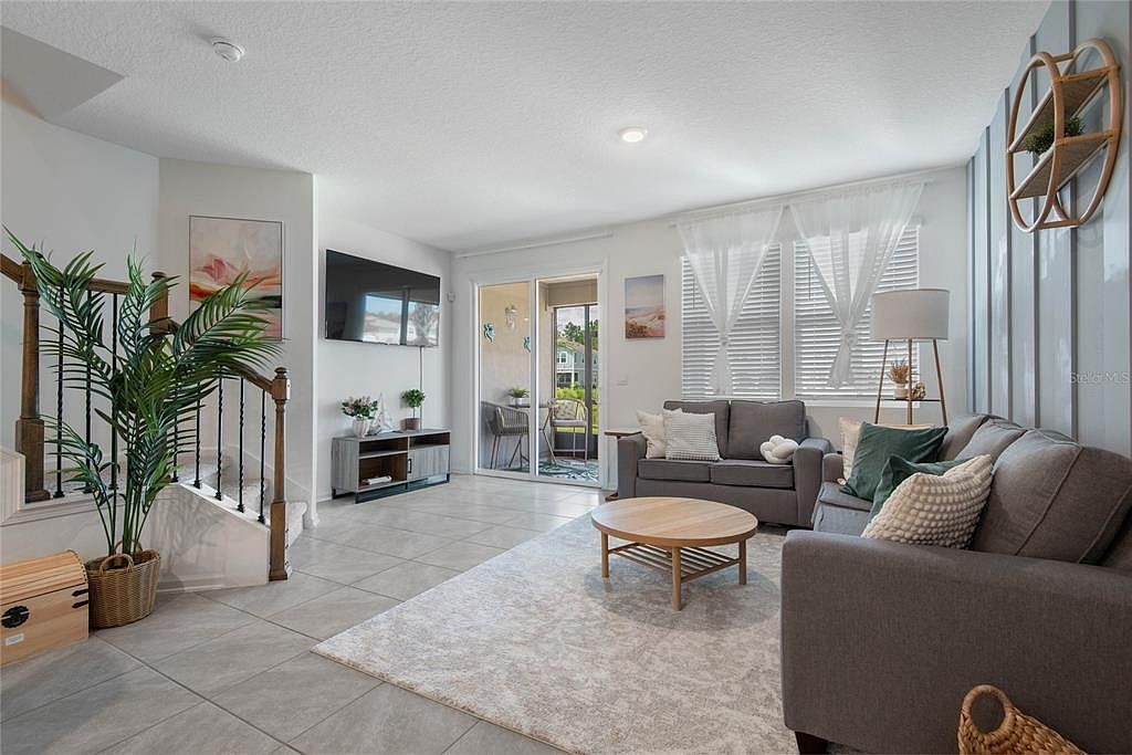 132 Redbud Rd Palm Coast, FL 32137 - Thumbnail 3