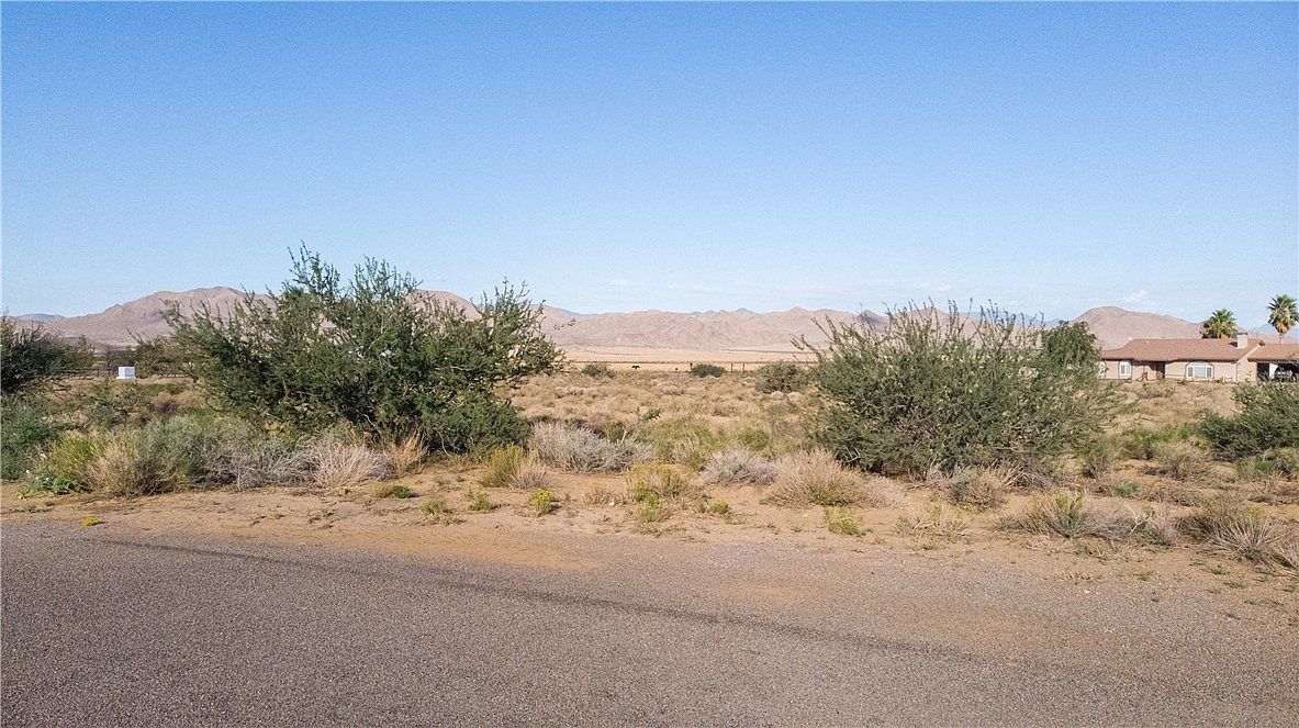 7950 E Saddleback Dr Kingman, AZ 86401 - Thumbnail 3