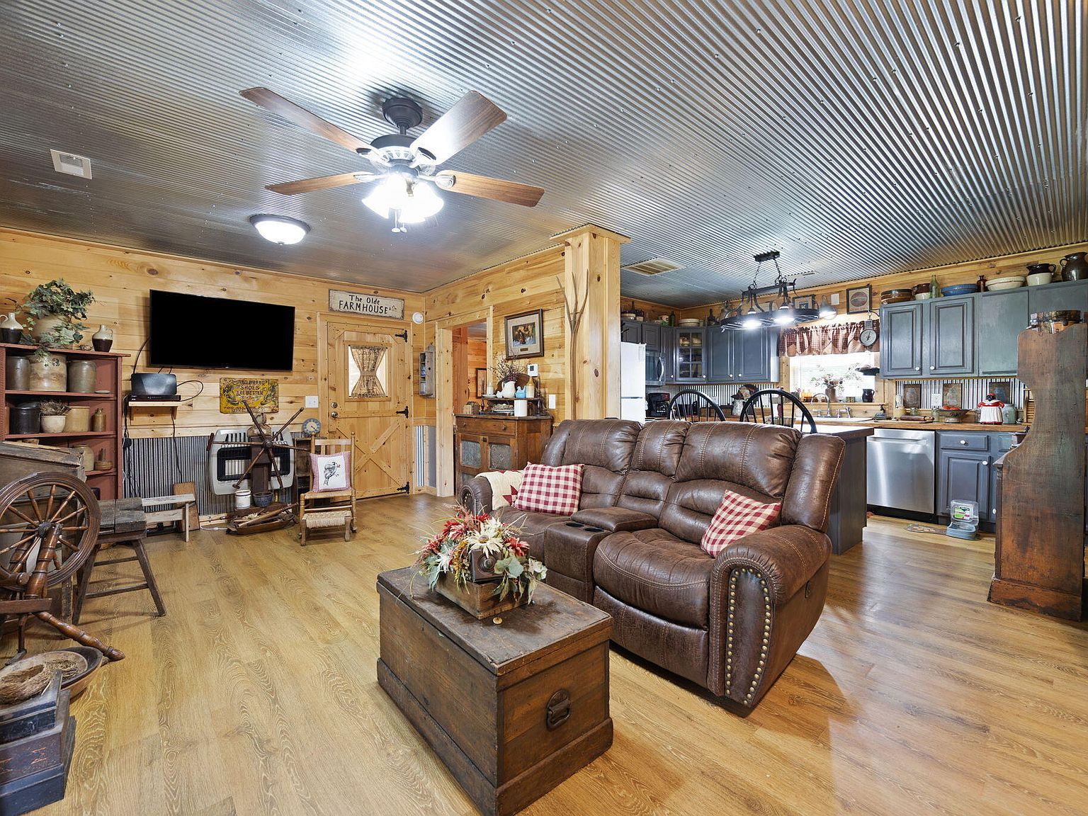 223 Demsey Ln Columbia, KY 42728 - Thumbnail 3