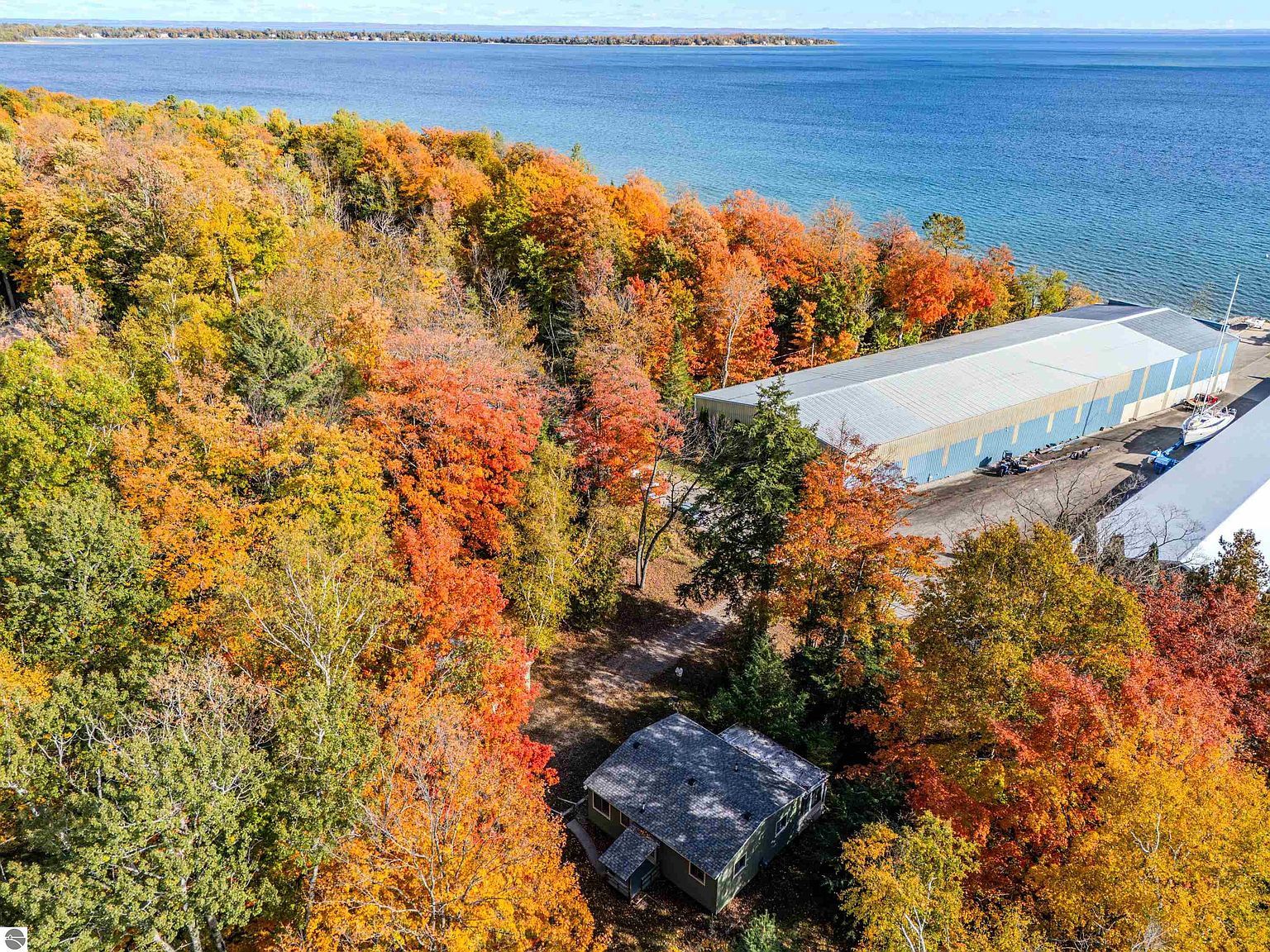 10835 N Shore Dr Northport, MI 49670 - Thumbnail 3