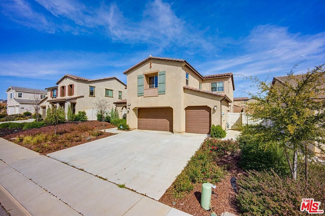 2060 Horizon Ave Banning, CA 92220 - Thumbnail 3