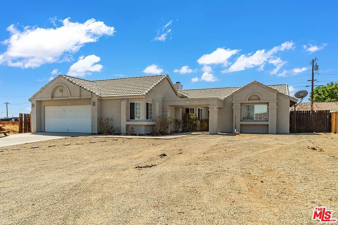 8924 Peach Ave California City, CA 93505 - Thumbnail 3